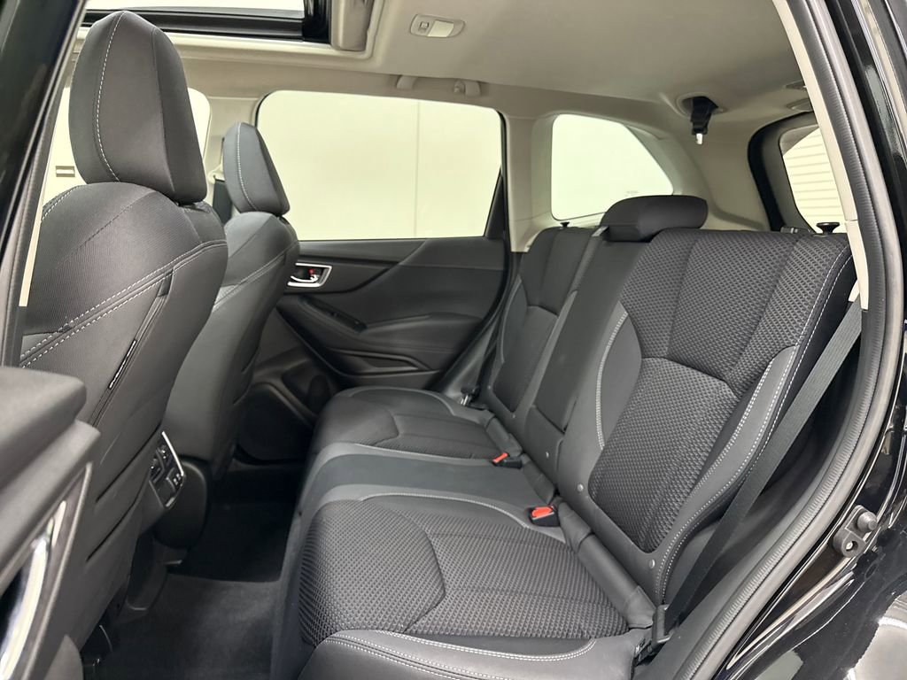 Used 2024 Subaru Forester Premium AWD/4WD image 25