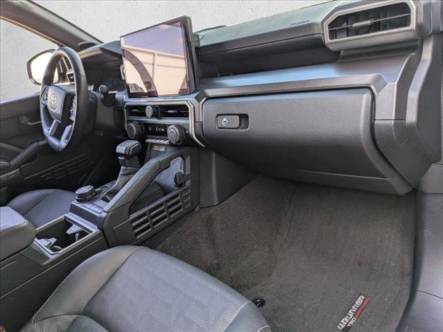 Certified 2025 Toyota 4Runner TRD Off-Road Premium image 21