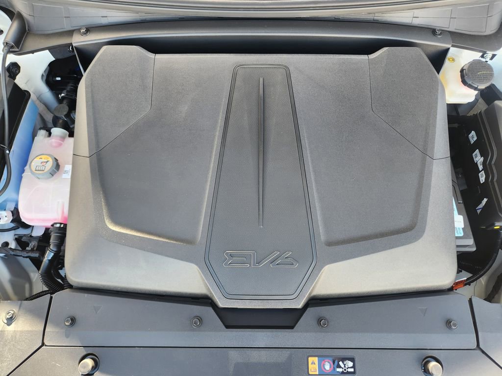 New 2025 Kia EV6 Wind image 17