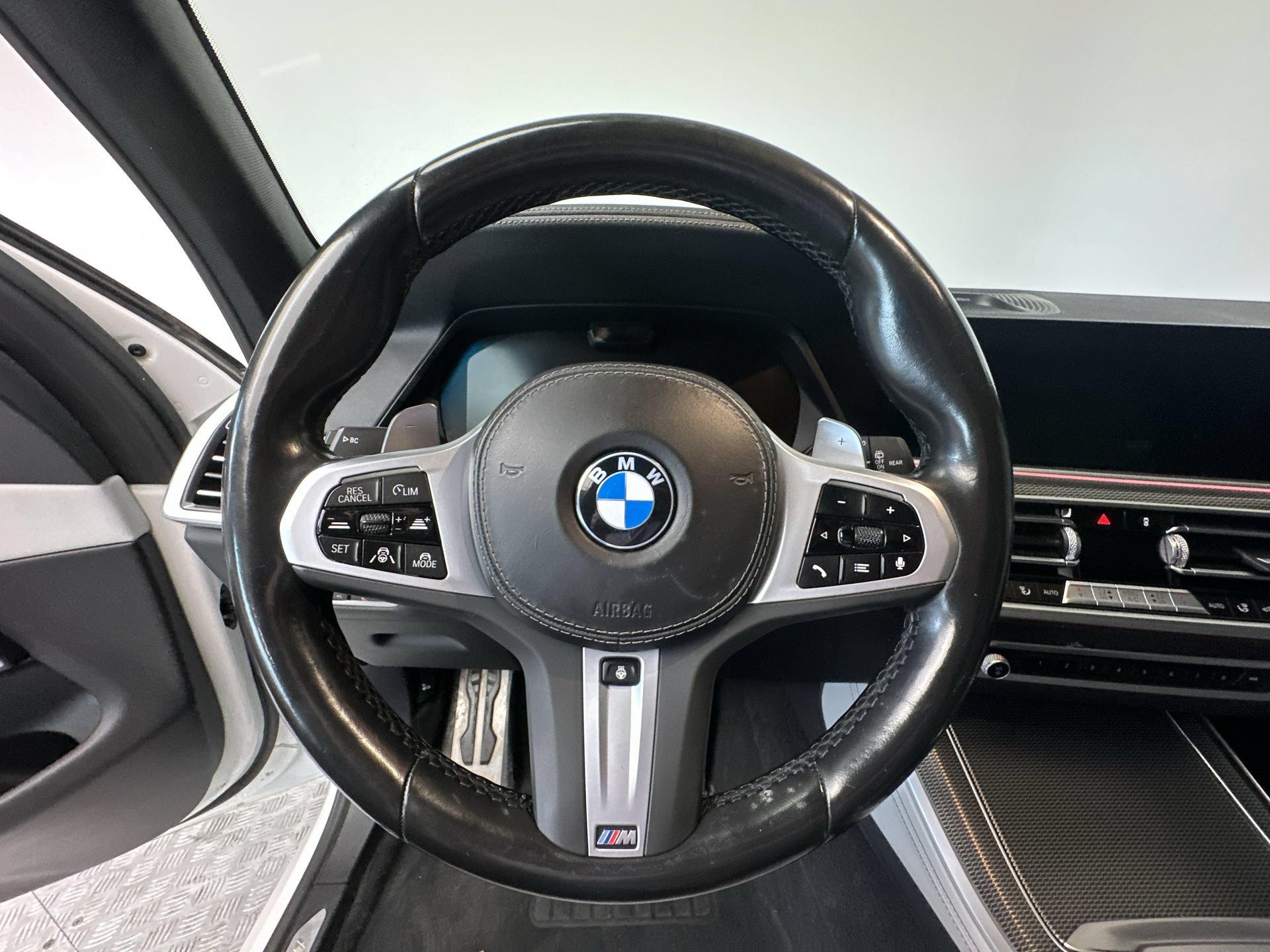 Used 2023 BMW X5 M50i w/ Executive Package AWD/4WD image 17