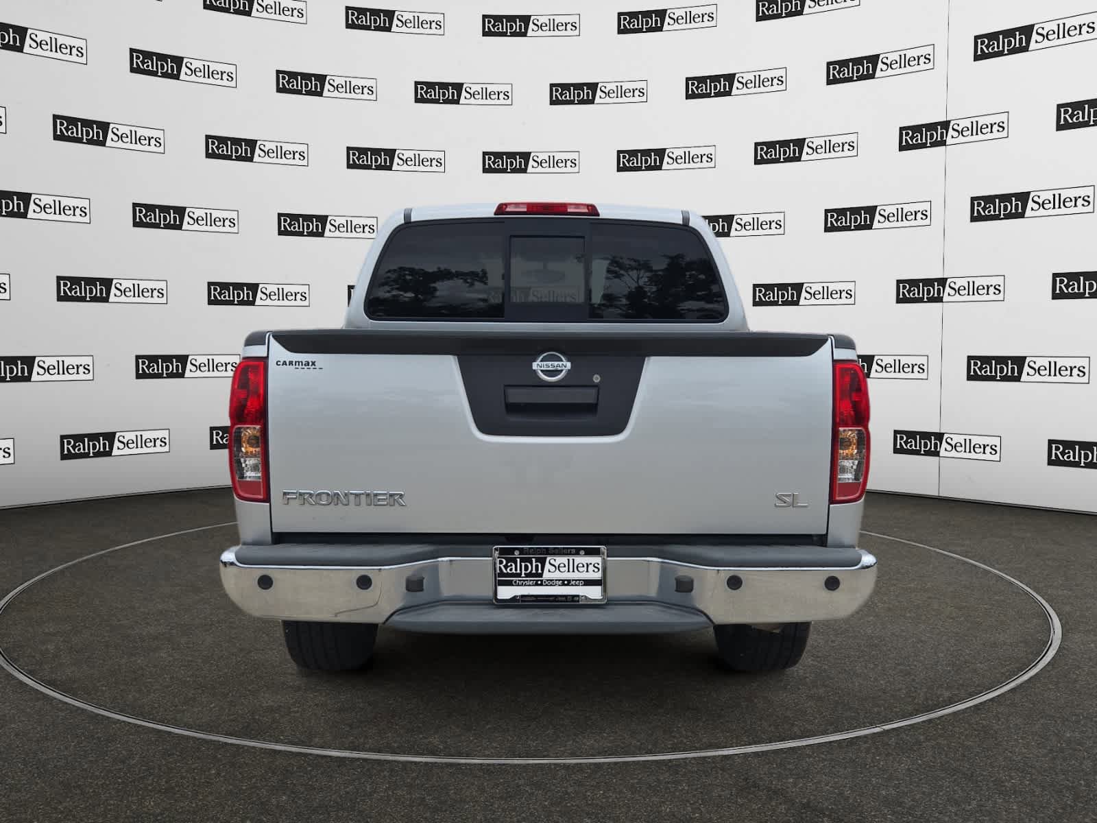 Used 2019 Nissan Frontier SL RWD image 5