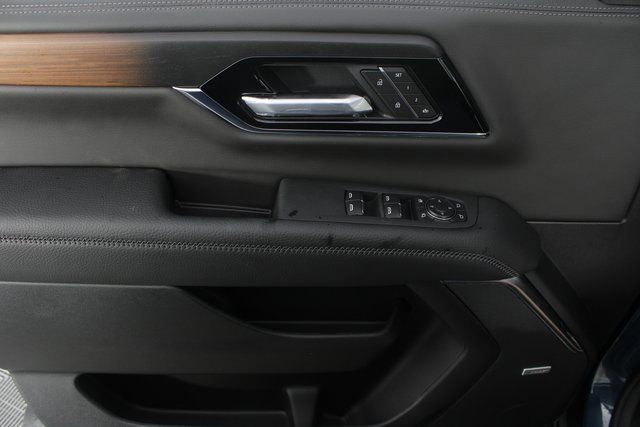 New 2026 GMC Yukon XL Denali w/ Sun & Power Step Package image 16