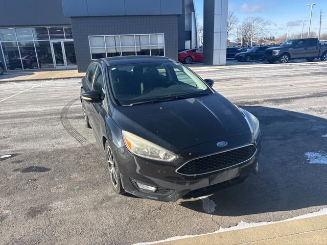 Used 2015 Ford Focus SE w/ SE Sport Package image 5