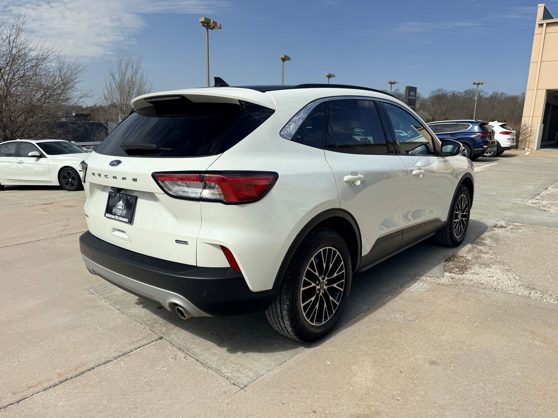 Used 2022 Ford Escape SEL w/ Technology Package image 8