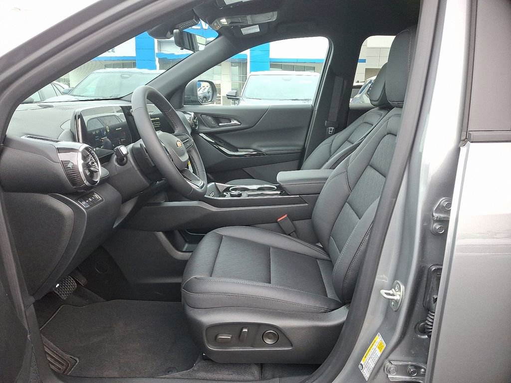 New 2026 Chevrolet Equinox LT w/ Convenience Package II image 6