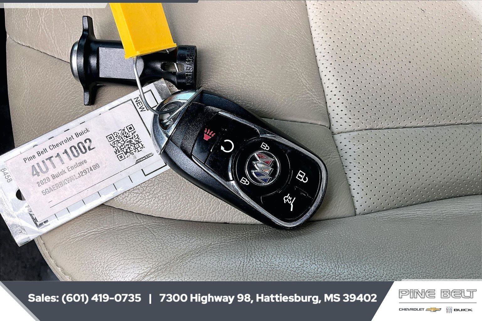 Used 2020 Buick Enclave Essence w/ Sport Touring Edition FWD image 9