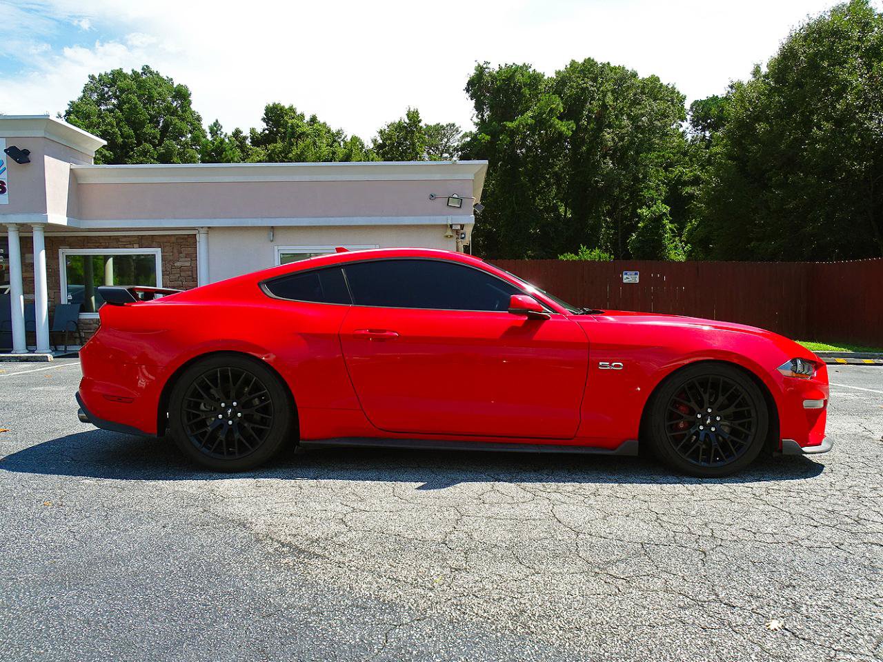 Used 2020 Ford Mustang GT Premium RWD image 11