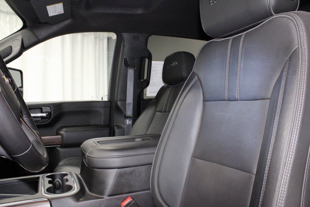 Used 2022 Chevrolet Silverado 3500 High Country image 25