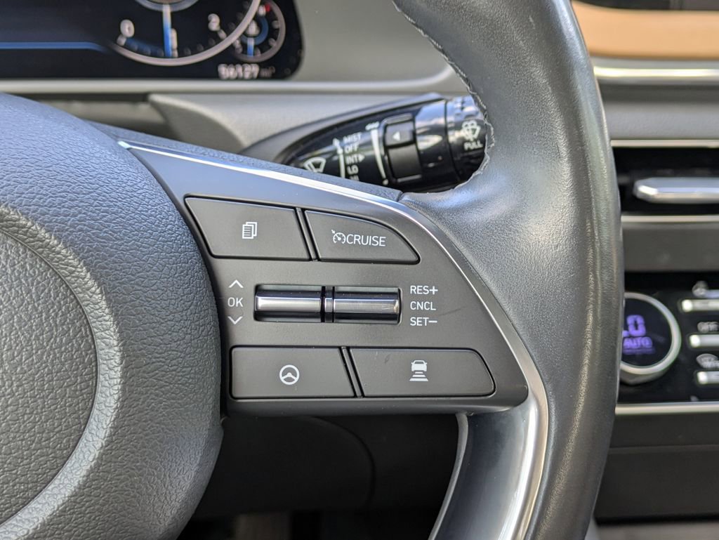 Used 2020 Hyundai Sonata SEL w/ Premium + Sunroof Package FWD image 25