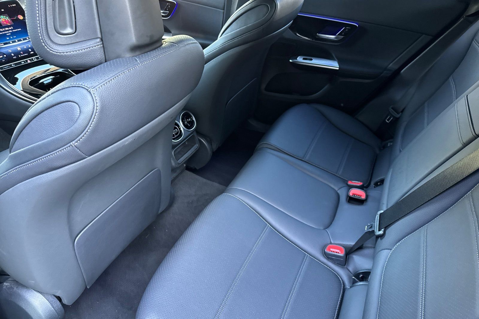 Certified 2025 Mercedes-Benz GLC 300 image 10