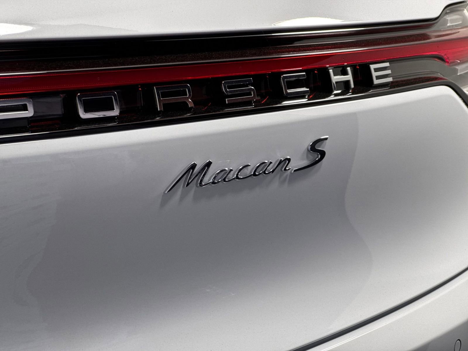 New 2026 Porsche Macan S image 34