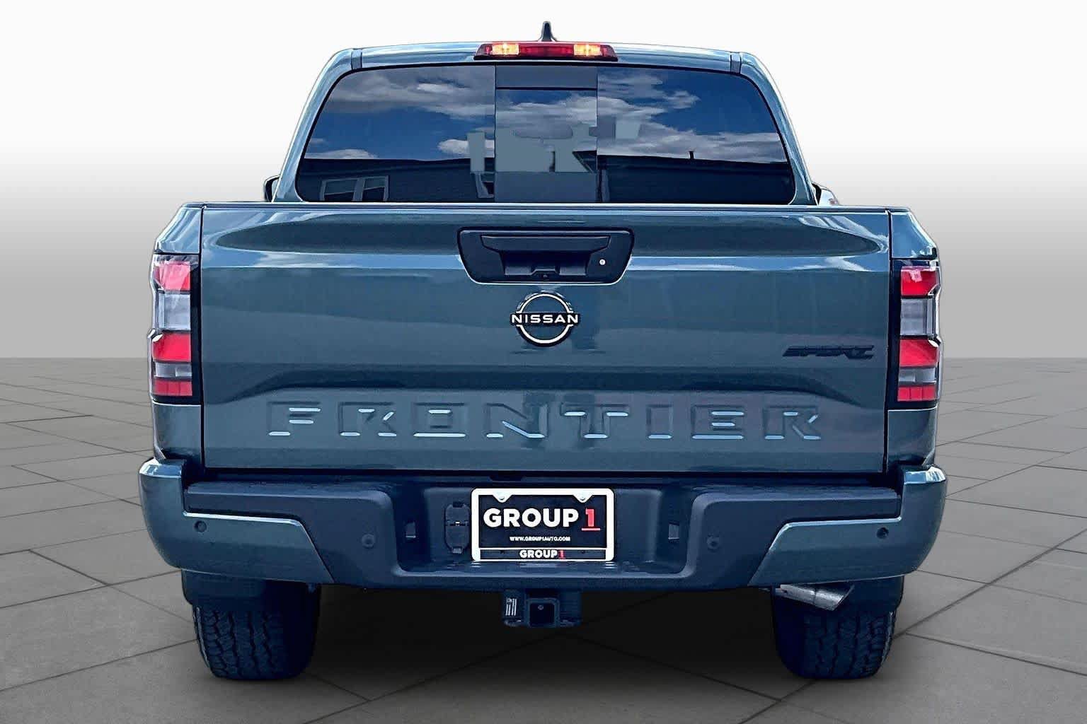 New 2027 Nissan Frontier SV RWD image 4