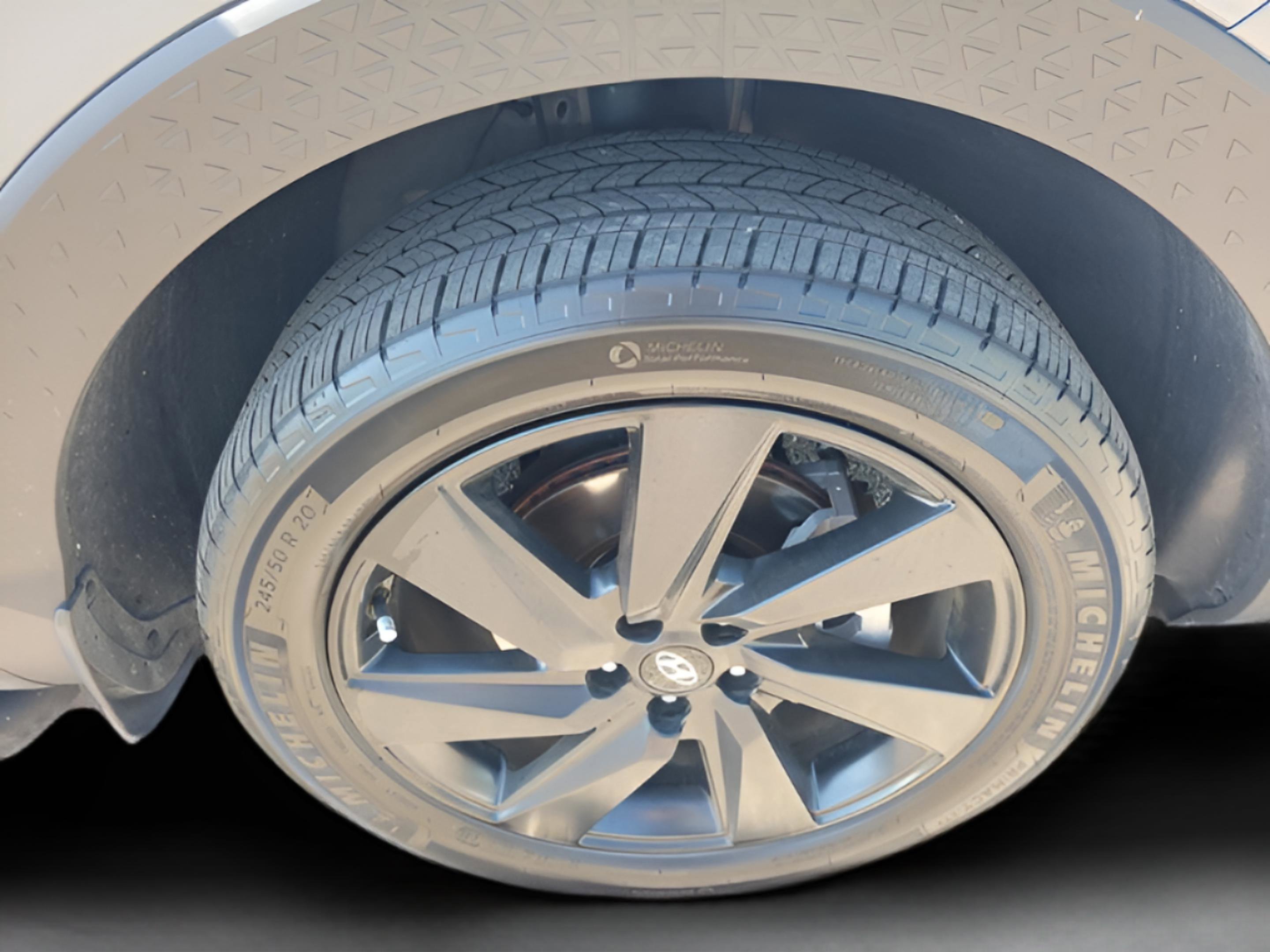 Used 2023 Hyundai Santa Cruz Night w/ Cargo Package image 18