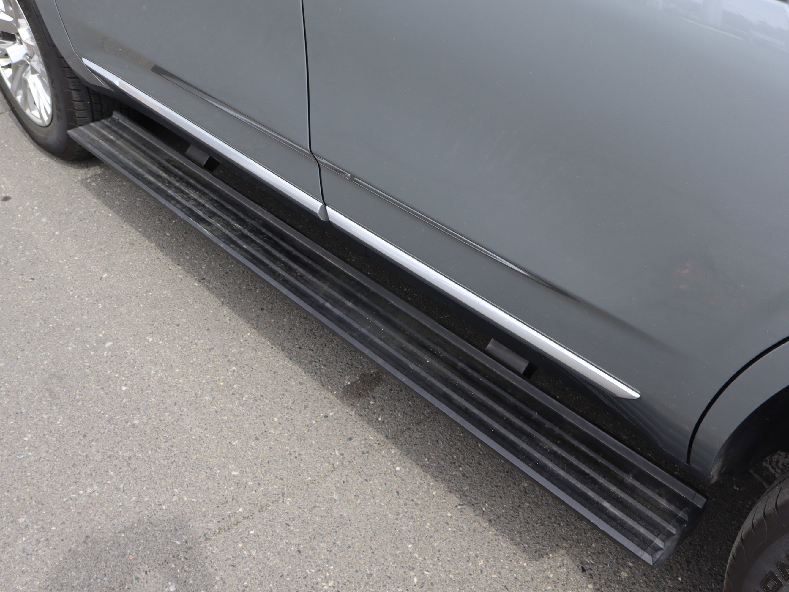 Certified 2024 GMC Yukon Denali image 13