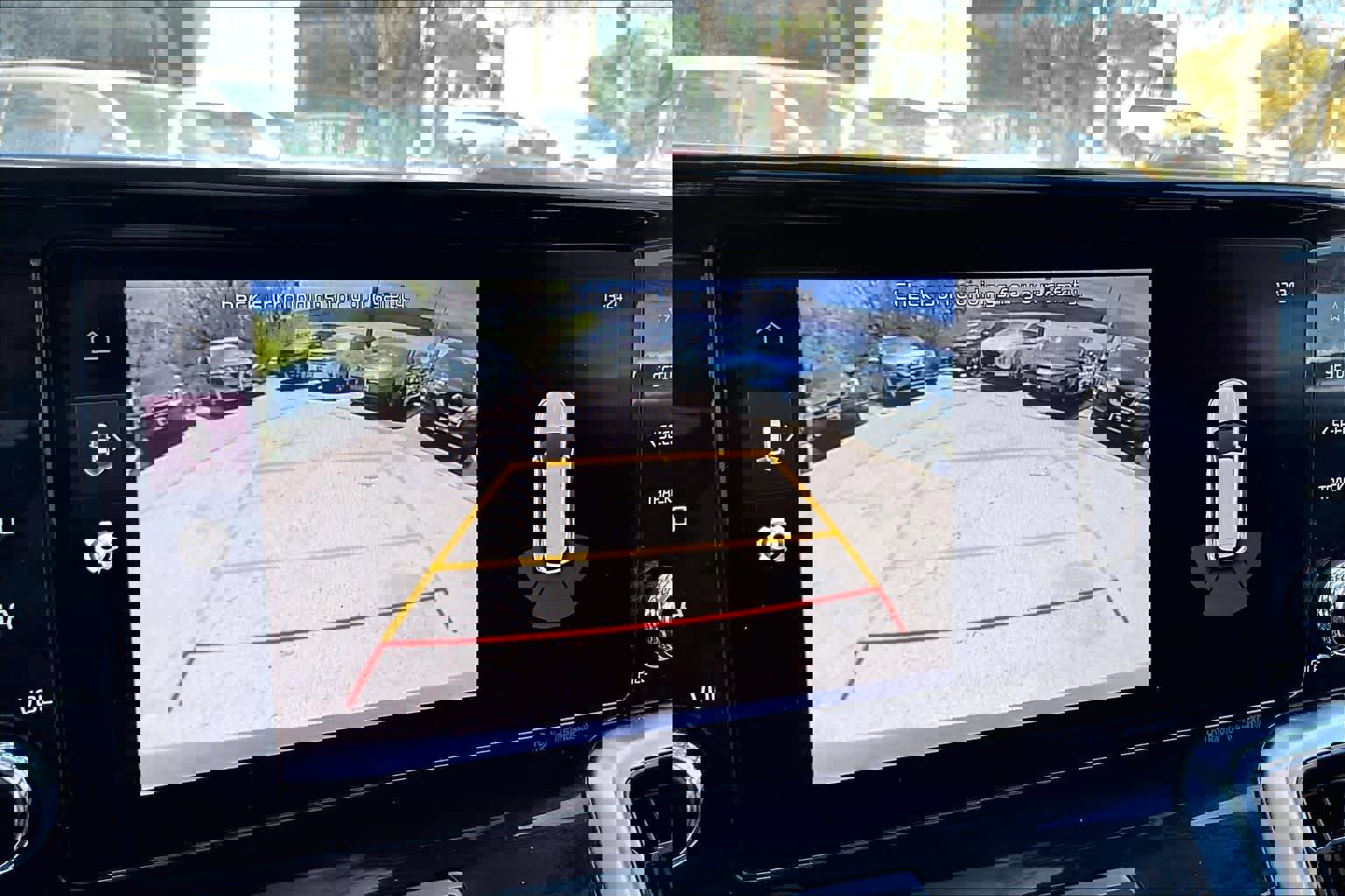 Used 2023 Kia Sorento EX w/ Panoramic Sunroof Package image 29