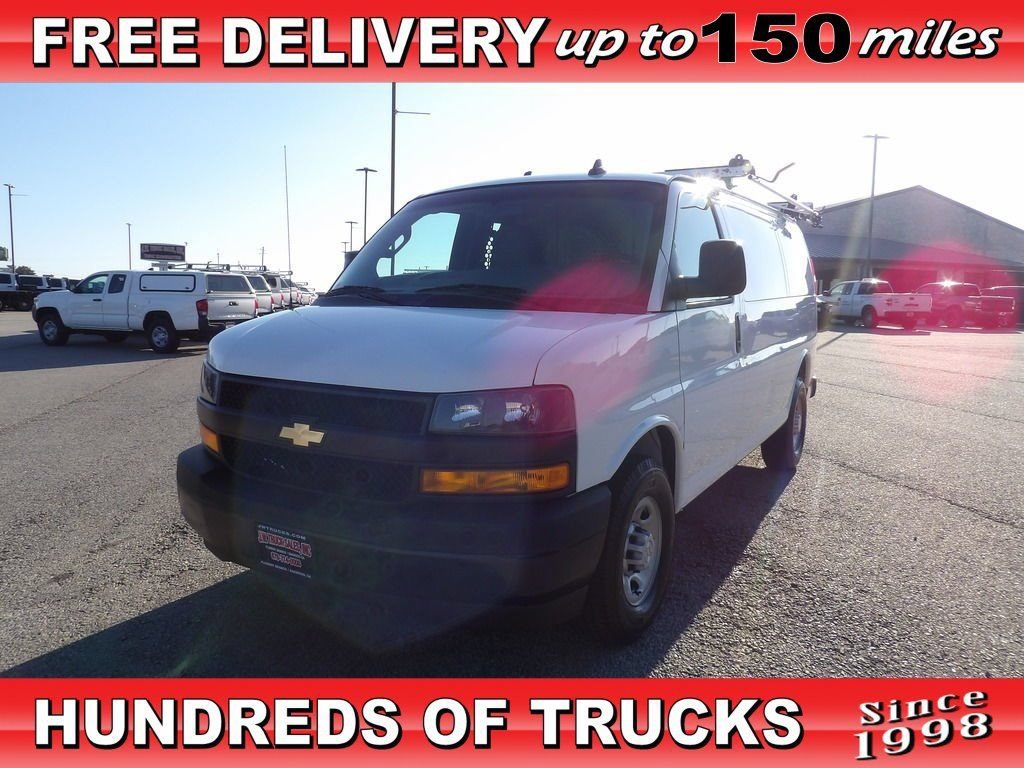 Used 2022 Chevrolet Express 2500 w/ Driver Convenience Package RWD image 1