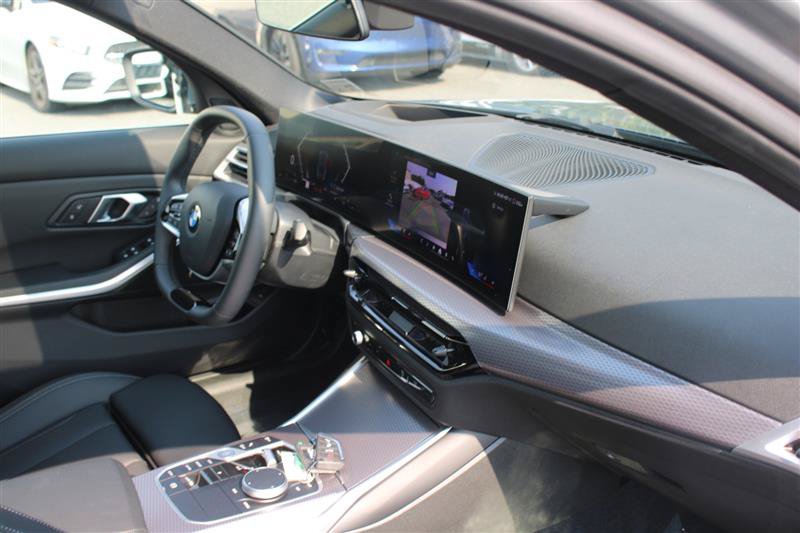 Used 2026 BMW 330i xDrive Sedan AWD/4WD image 14