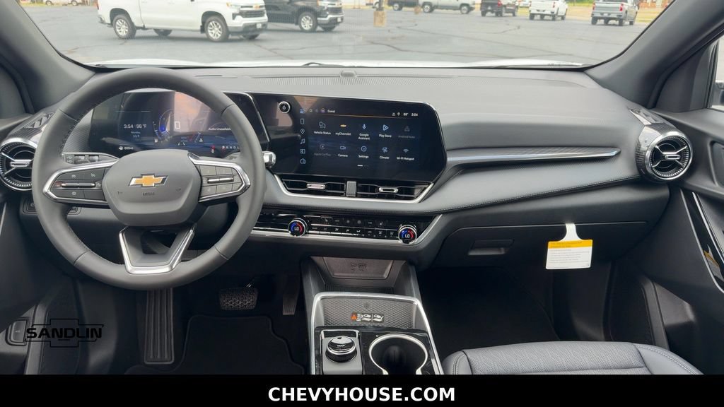 New 2027 Chevrolet Equinox LT w/ Convenience Package II FWD image 12