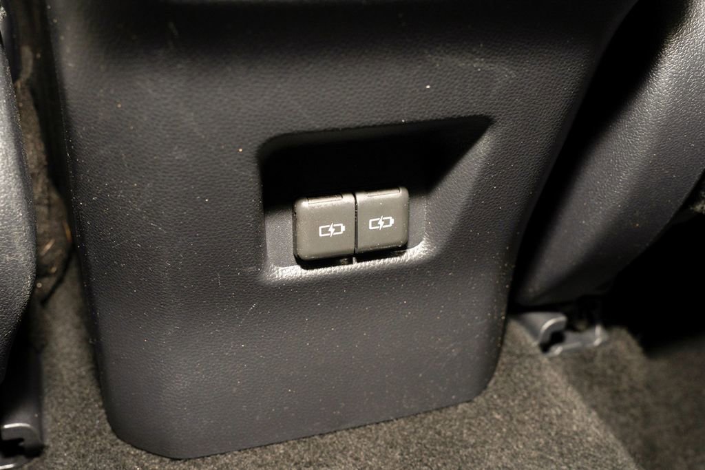 Used 2025 Toyota RAV4 XLE w/ Weather Package image 7