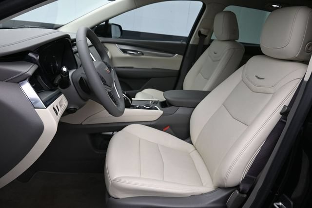 Used 2022 Cadillac XT5 Premium Luxury FWD image 22