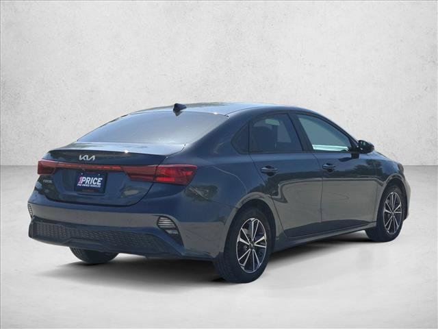 Used 2022 Kia Forte LXS FWD image 5