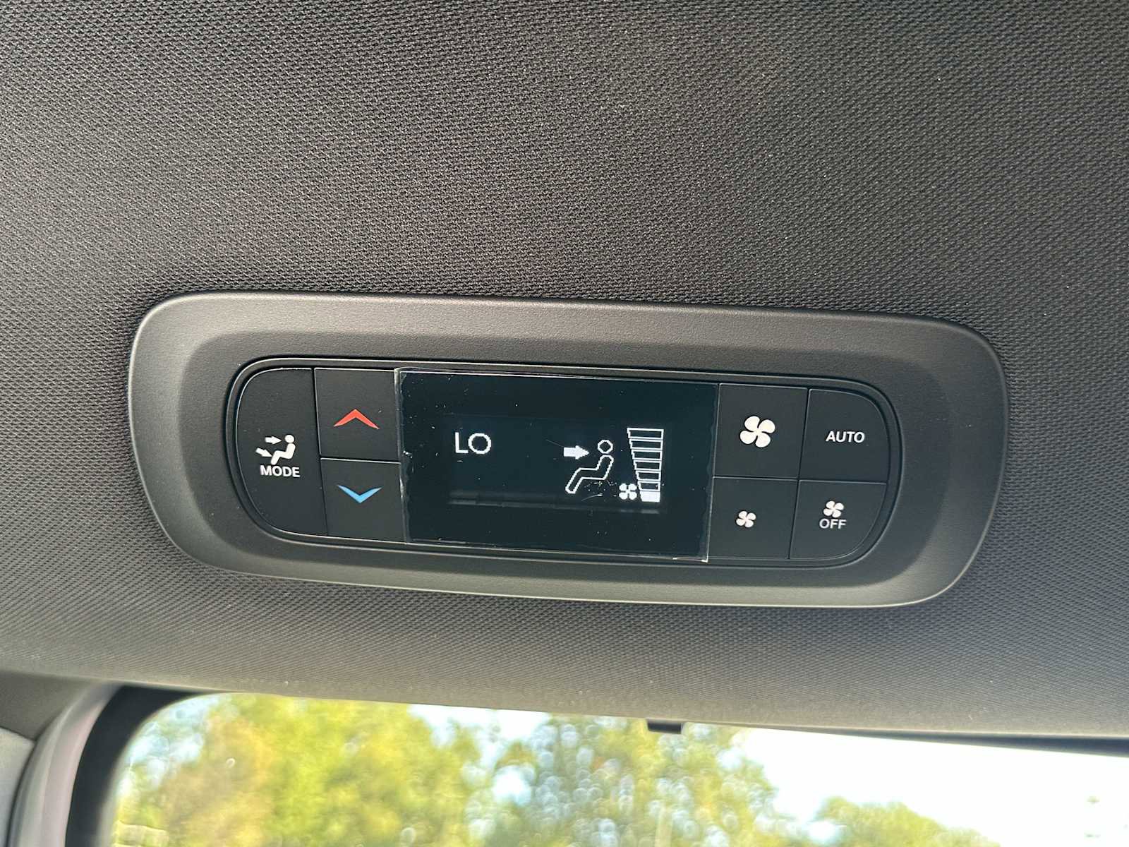 New 2026 Chrysler Voyager LX image 22