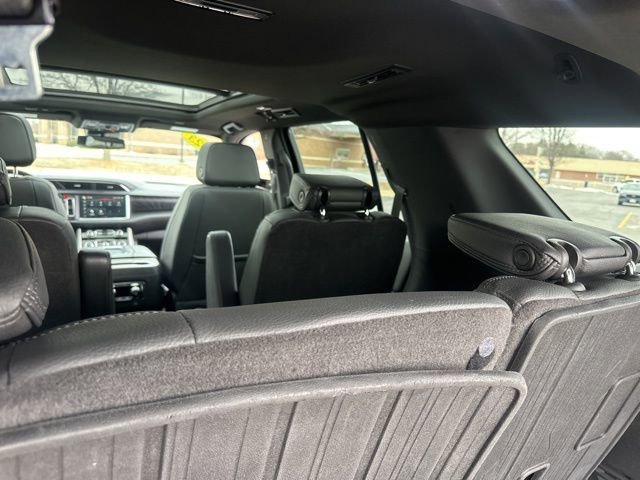 Used 2023 GMC Yukon Denali w/ LPO, Floor Liner Package image 17
