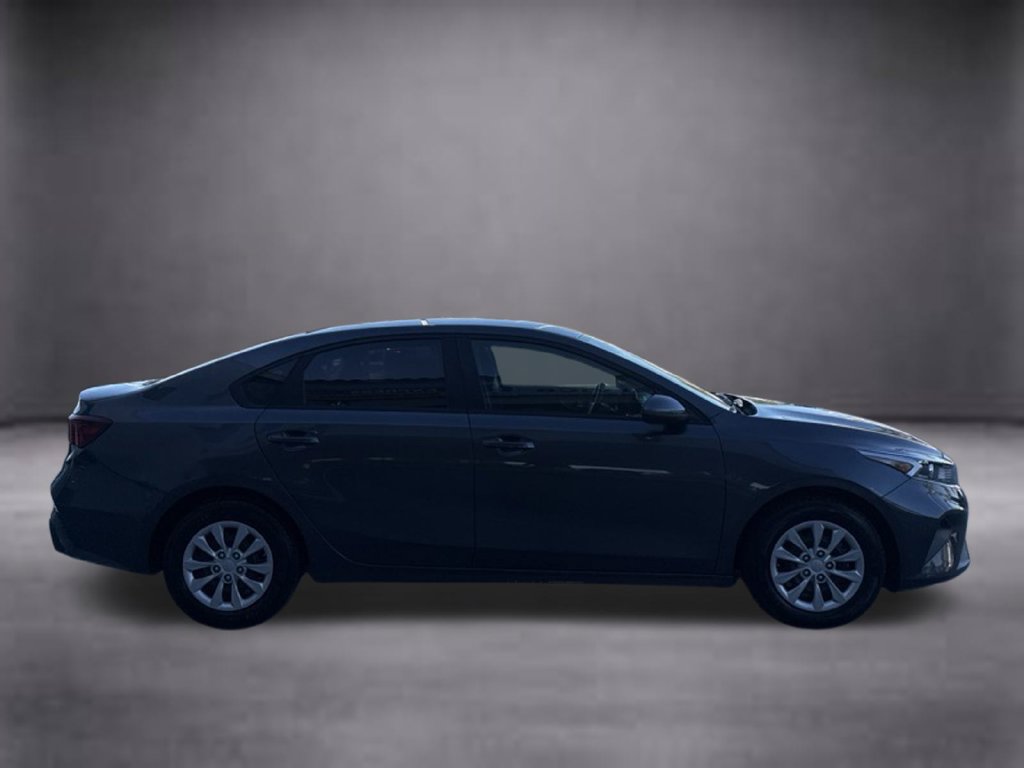 Used 2023 Kia Forte LX FWD image 3