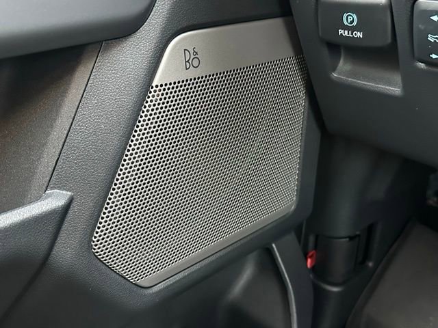 Used 2024 Ford F150 Lightning Lariat image 19