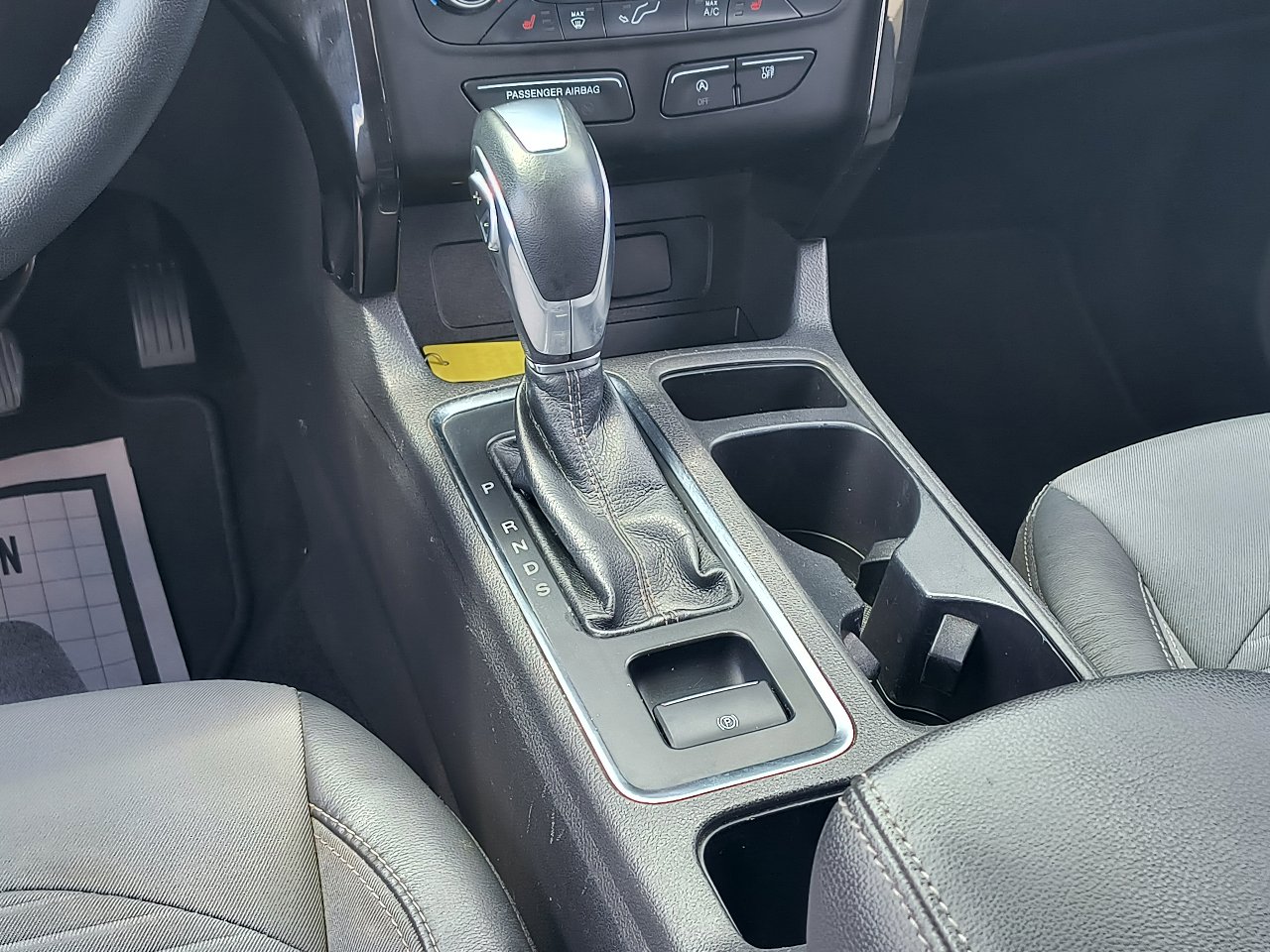 Used 2019 Ford Escape SE image 19