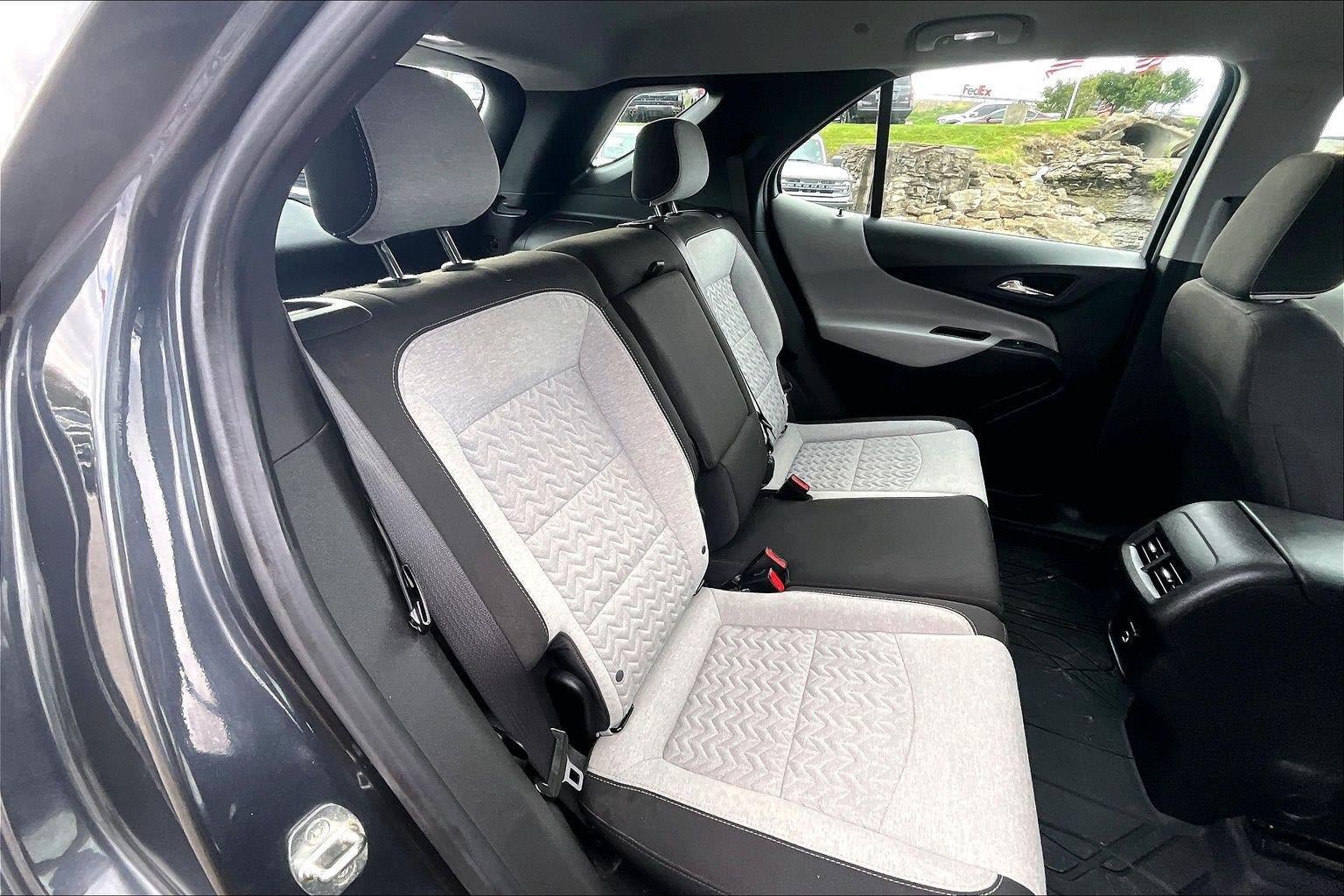 Used 2022 Chevrolet Equinox LS w/ Driver Confidence II Package FWD image 21