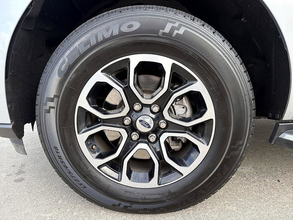 Used 2023 Ford Expedition Max XLT image 8