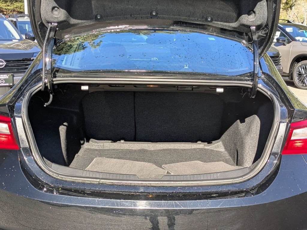 Used 2023 Chevrolet Malibu LT image 24