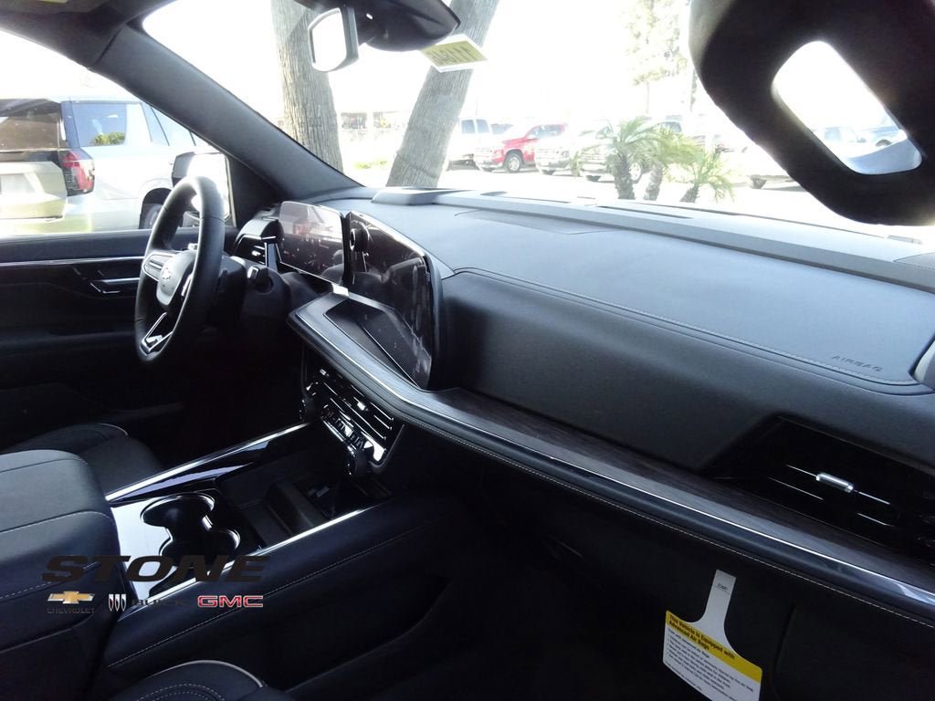 New 2026 Chevrolet Tahoe Premier w/ Sun And Tow Package AWD/4WD image 15