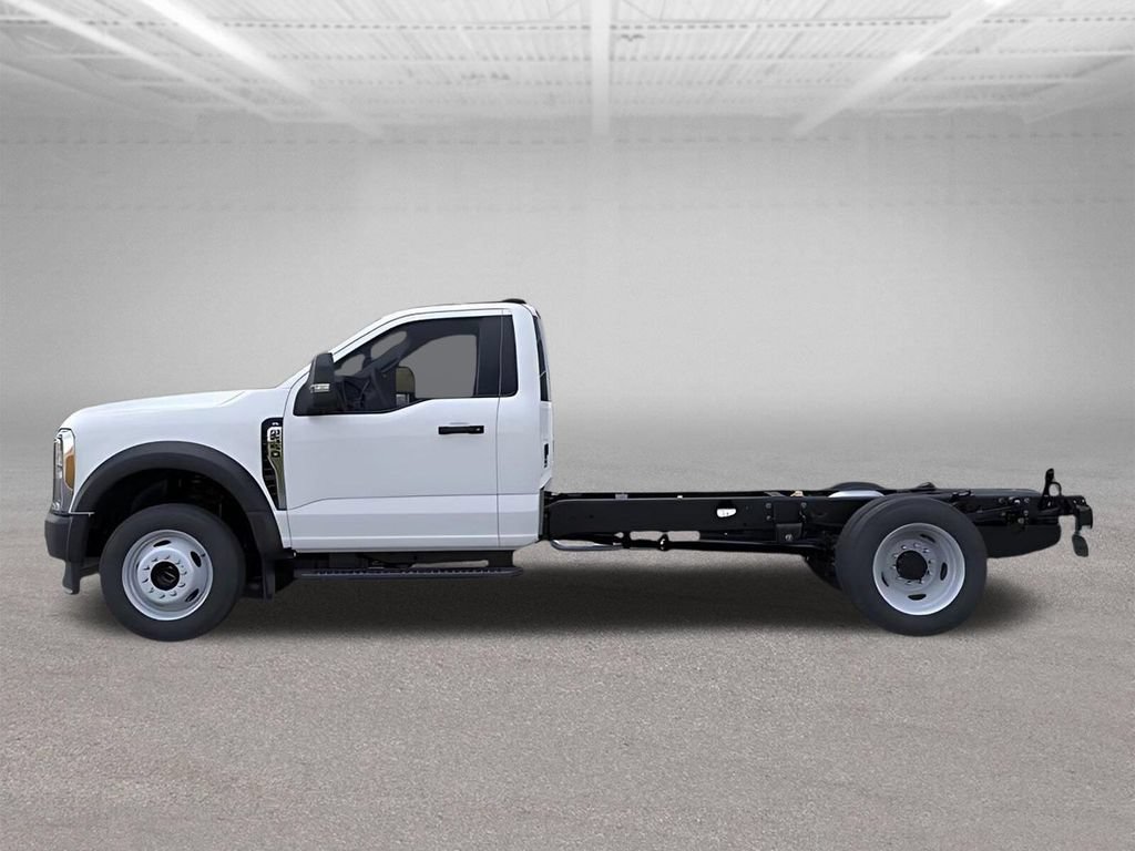 New 2026 Ford F550 4x4 Regular Cab Super Duty w/ Snow Plow Prep Package image 6