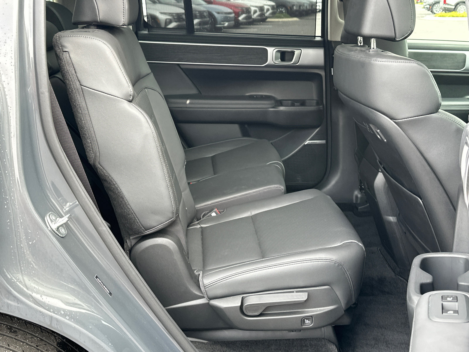 Used 2024 Hyundai Santa Fe Limited FWD image 15