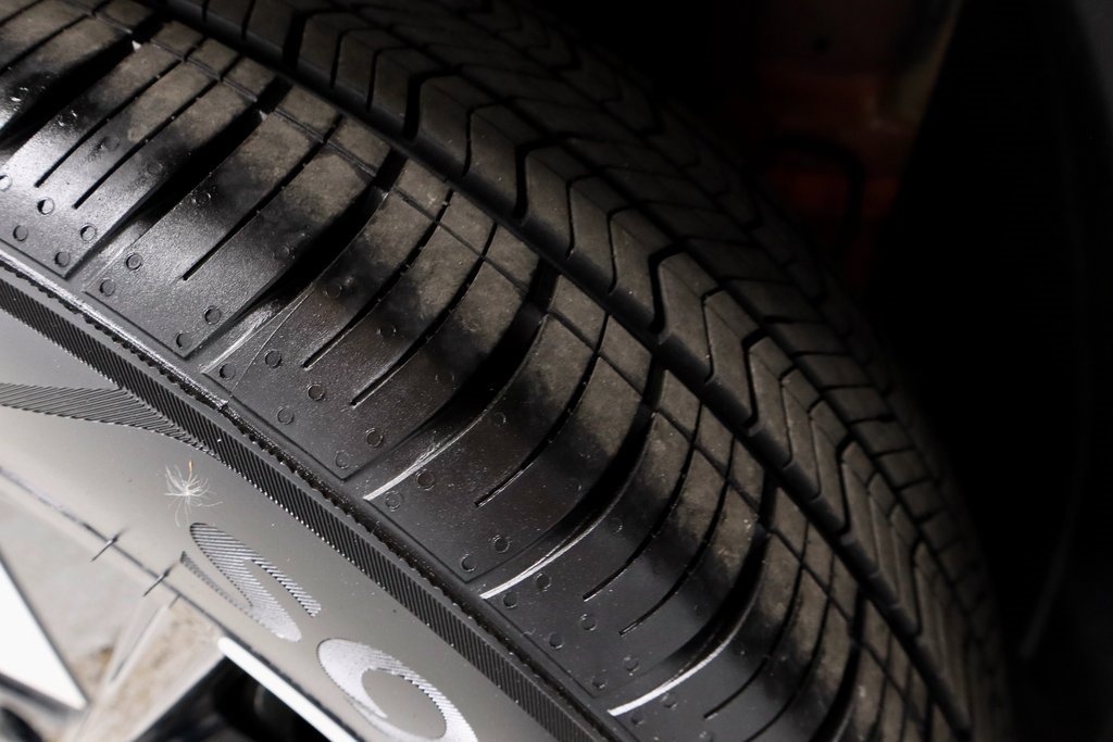 Certified 2025 Hyundai Kona SEL image 19