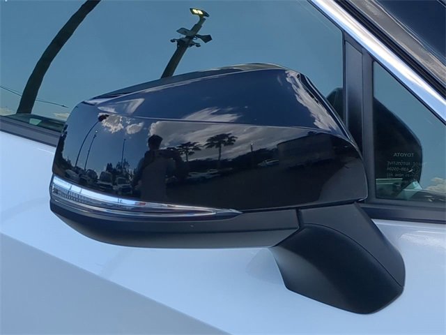 Used 2025 Toyota RAV4 XSE image 12