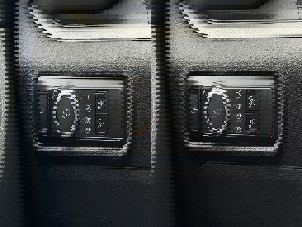 Certified 2023 Ford Explorer XLT w/ Equipment Group 202A image 32