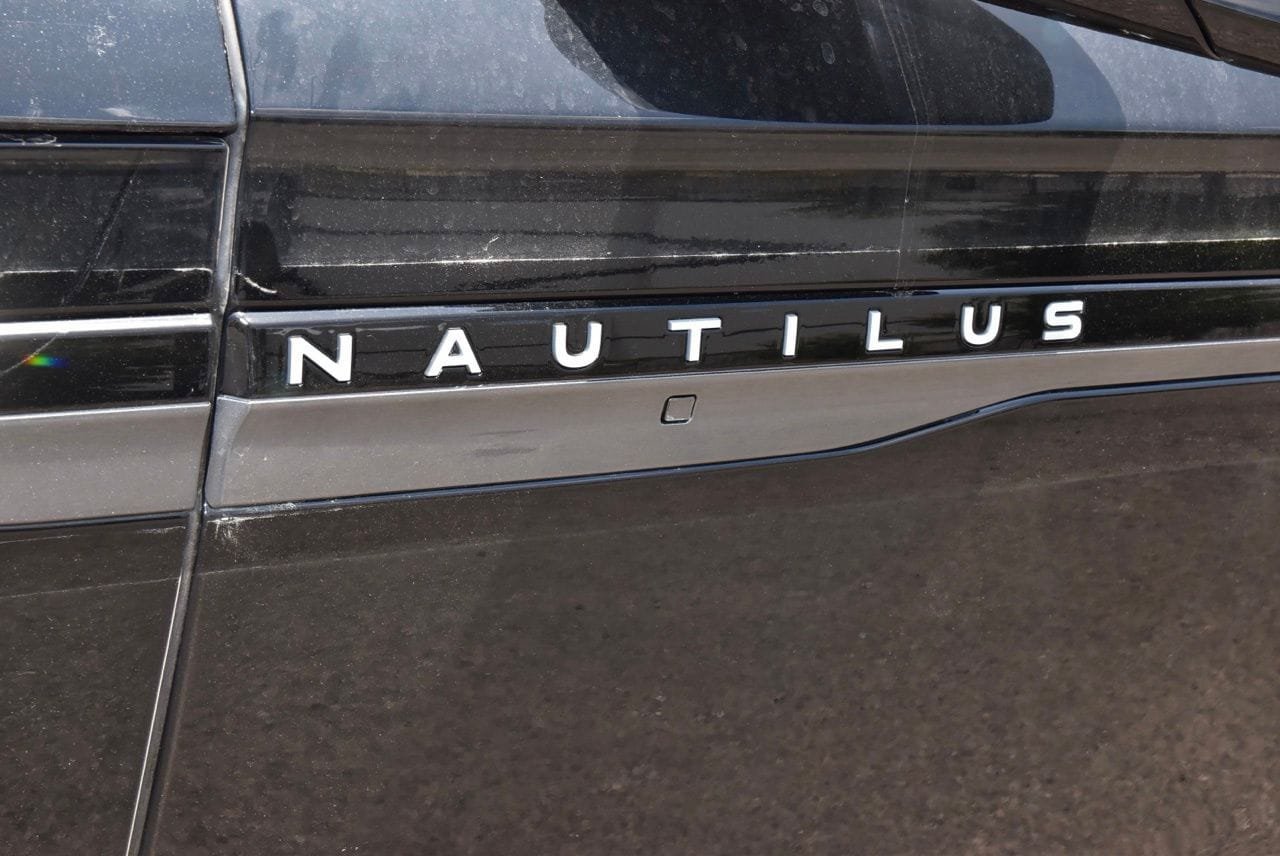 New 2026 Lincoln Nautilus Reserve AWD/4WD image 42