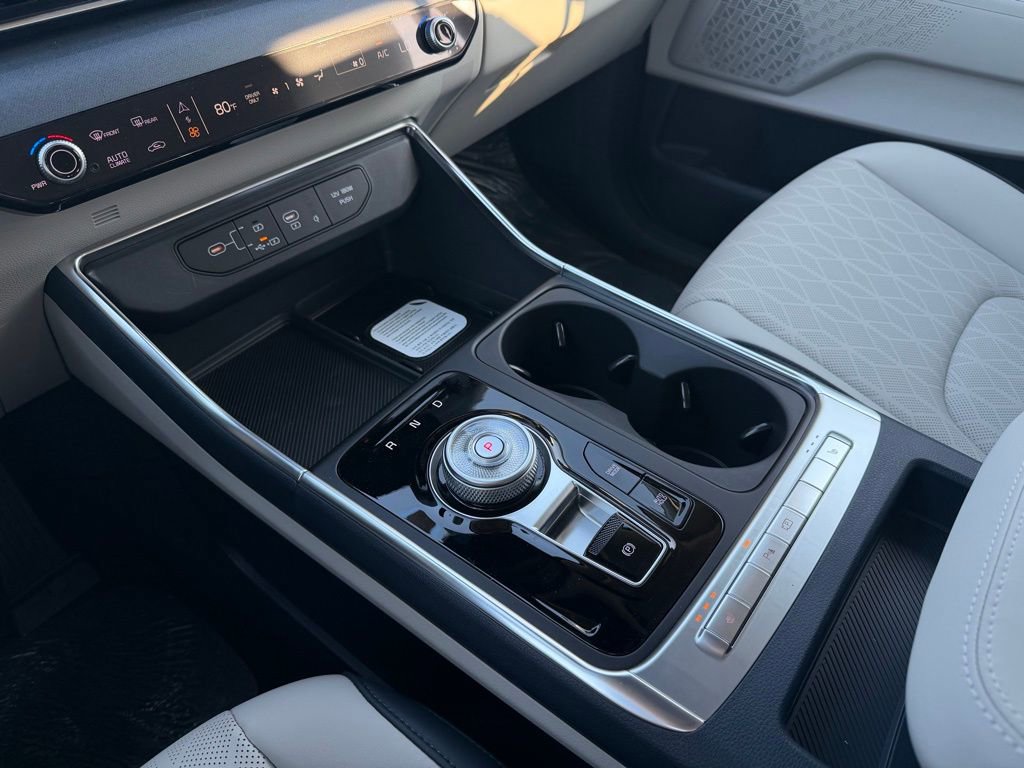 New 2026 Kia Carnival EX image 21