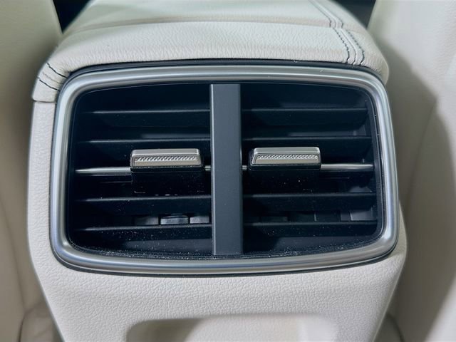 New 2026 Genesis G70 2.5T Prestige image 18