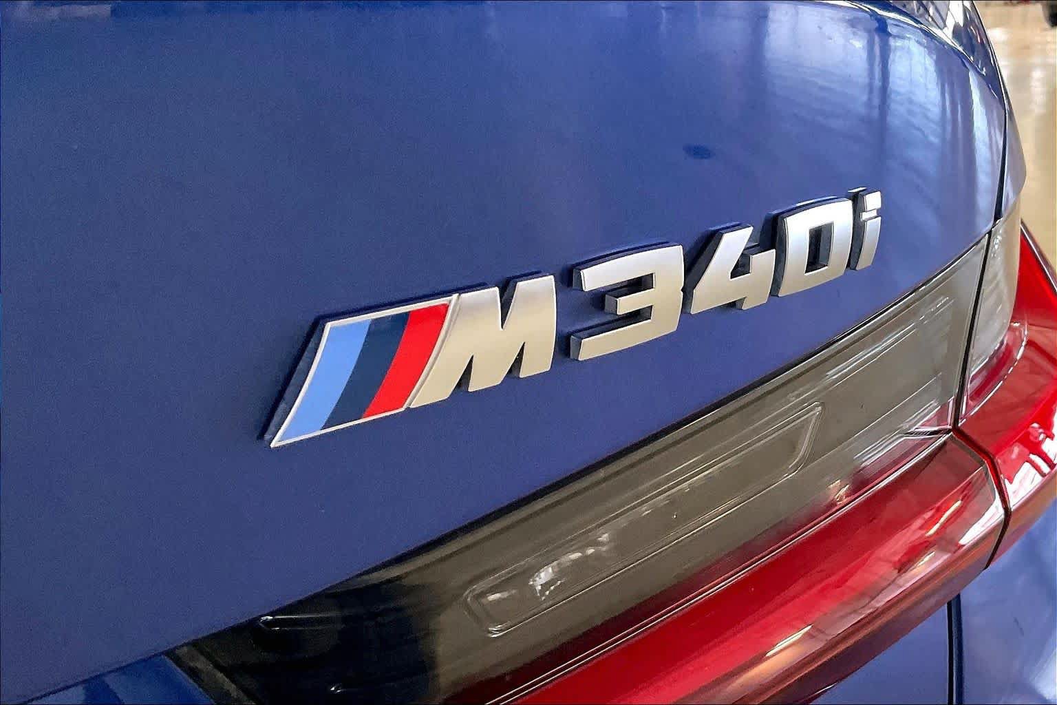 Used 2025 BMW M340i Sedan RWD image 9