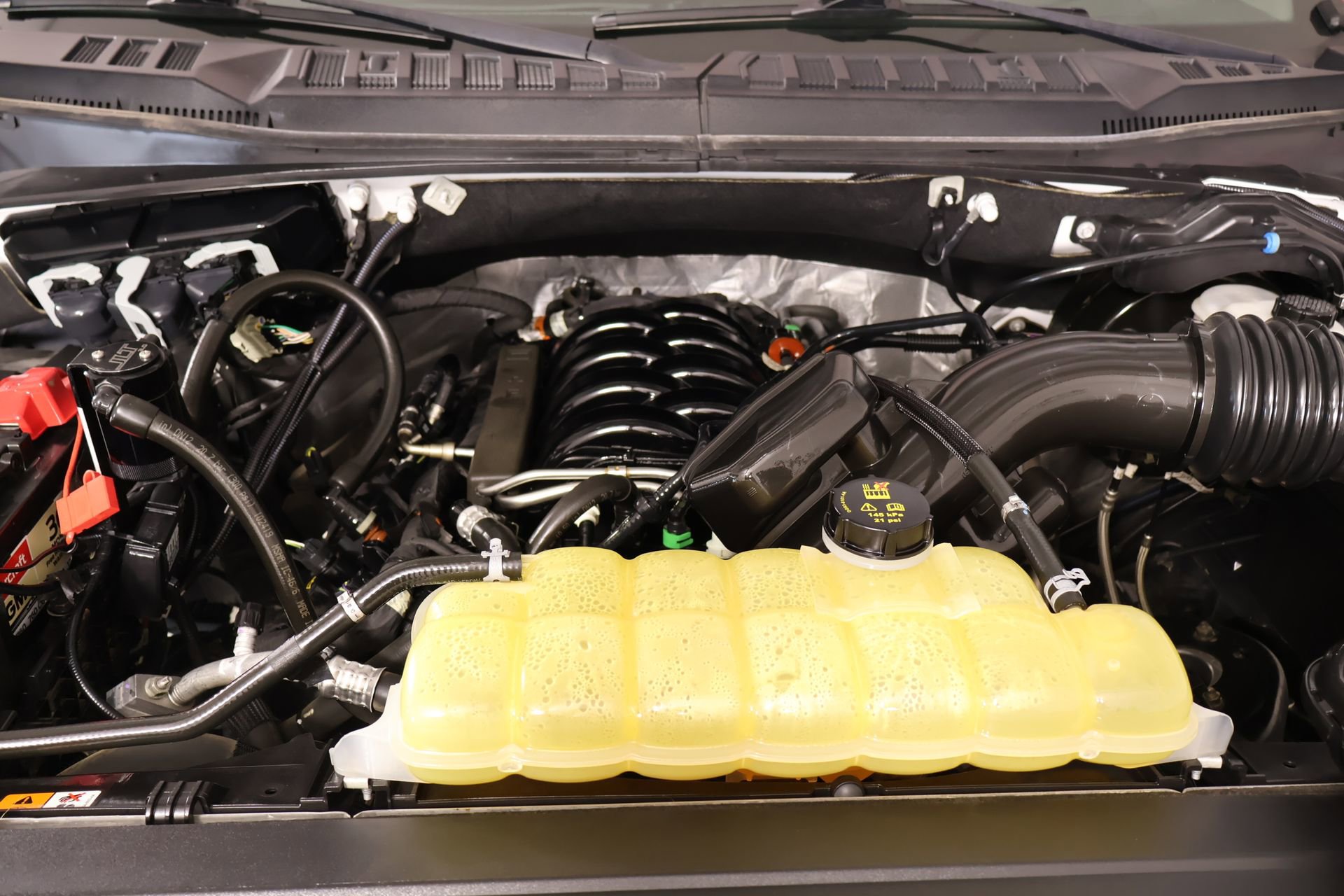 Used 2019 Ford F150 XL w/ Equipment Group 101A Mid AWD/4WD image 18