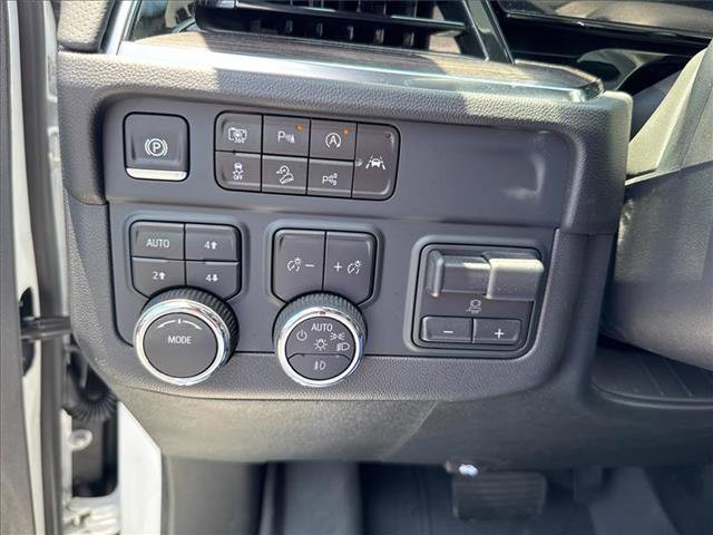 Used 2025 Chevrolet Tahoe Premier image 22