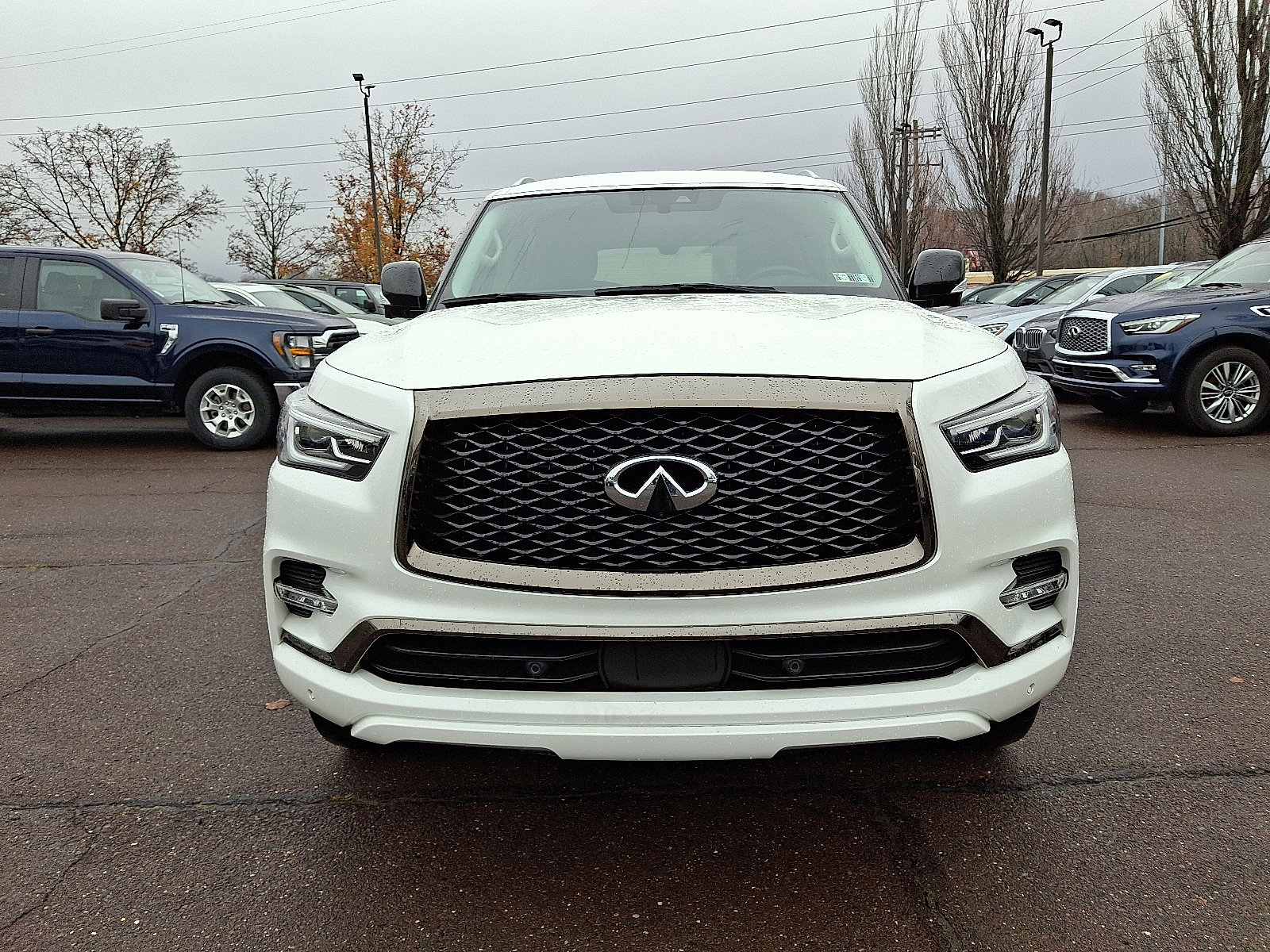 Used 2021 INFINITI QX80 Premium Select w/ All-Season Package video 2