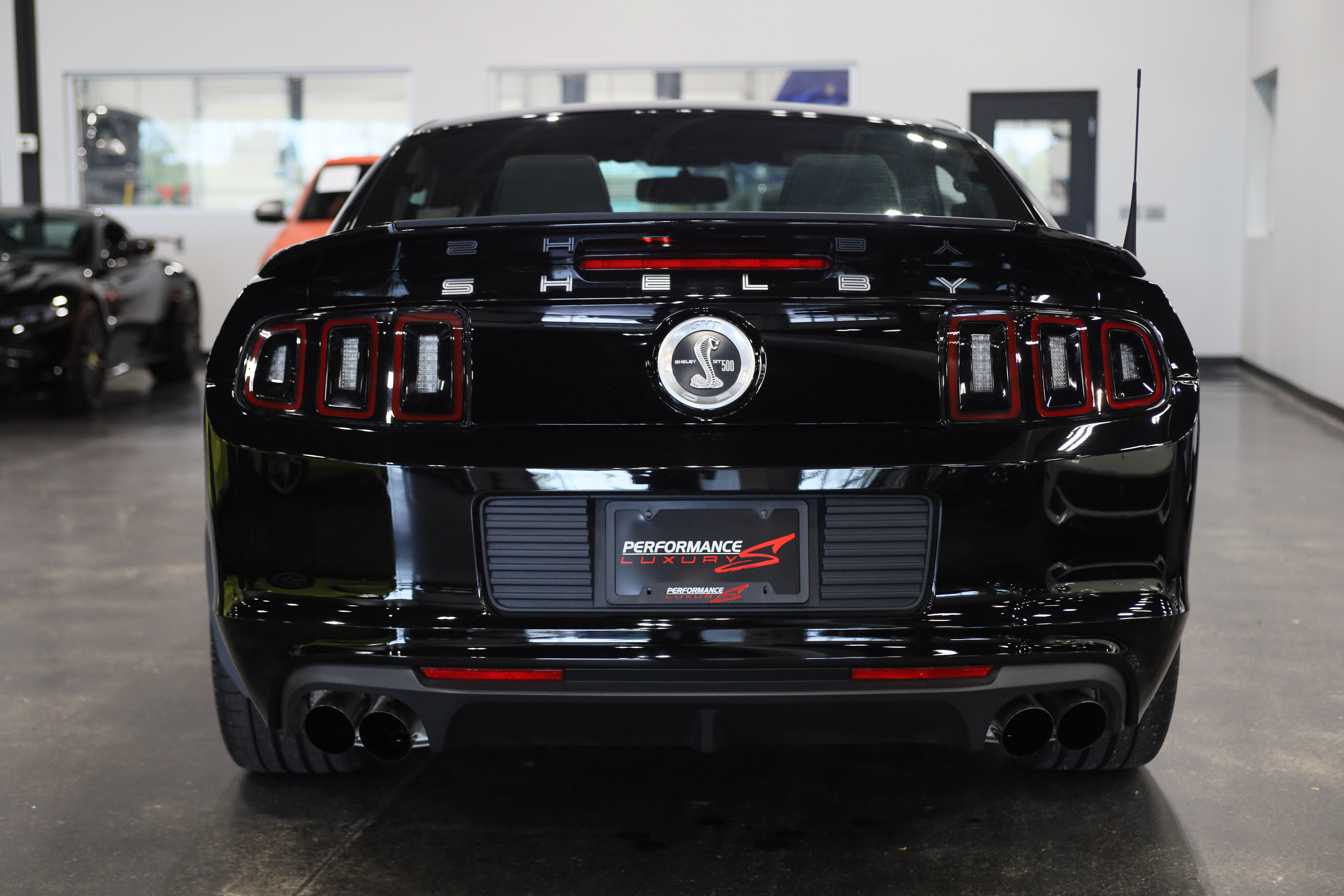 Used 2013 Ford Mustang Shelby GT500 RWD image 5