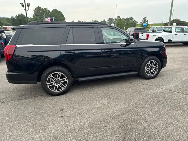 Used 2025 Ford Expedition Active AWD/4WD image 34