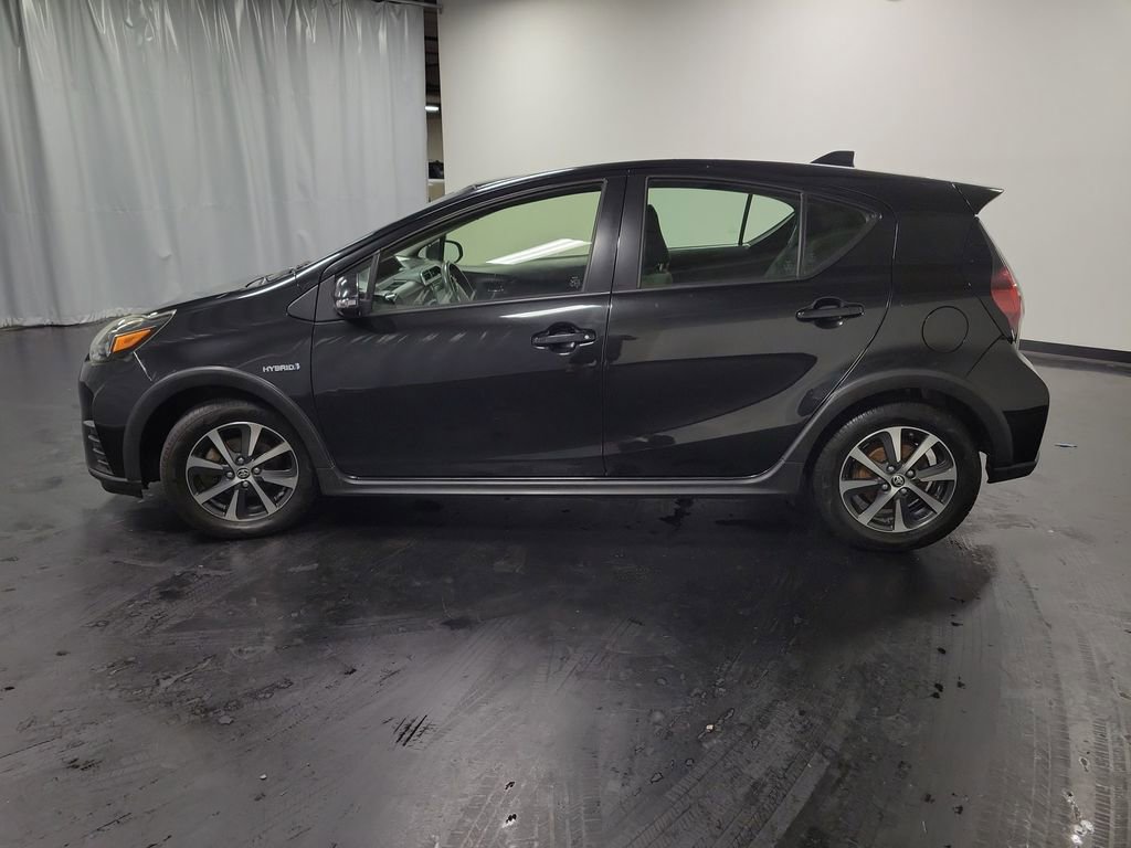 Used 2019 Toyota Prius C FWD image 5