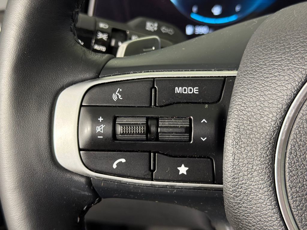 Used 2025 Kia Sportage SX Prestige image 27